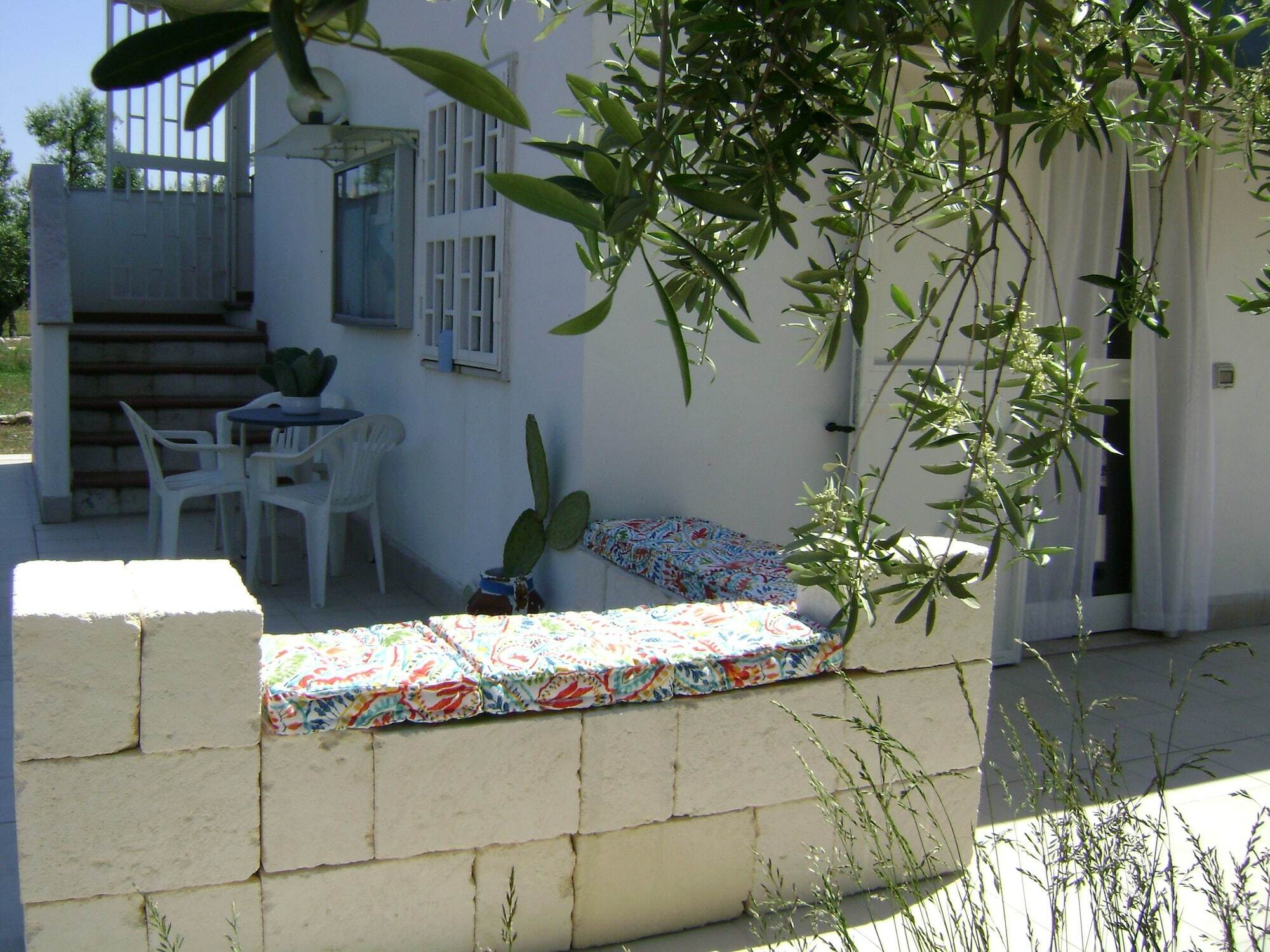 B&B Villa Mediterranee Con Parking Space Trani Eksteriør bilde